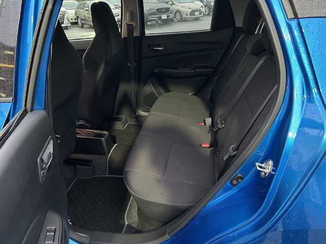 スズキ スイフト スポーツ 静岡県 2019(令1)年 3.7万km スピーディーブルーM ワンオーナー/6速マニュアルターボ/Sport専用 フロントシート［Sportロゴ入り］/Sport専用 バンパー＆グリル/Sport専用 サイドアンダースポイラー/RAYS17inAW/HKSマフラー/純正ナビ（CD/DVD/Bluetooth/フルセグTV）/クルーズコントロール/LEDヘッドライト/オートライト/ステアリングリモコン/スマートキー/スペアキー１/プッシュスタート/保証証/取扱説明書