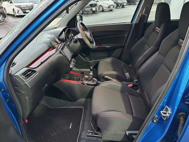 スズキ スイフト スポーツ 静岡県 2019(令1)年 3.7万km スピーディーブルーM ワンオーナー/6速マニュアルターボ/Sport専用 フロントシート［Sportロゴ入り］/Sport専用 バンパー＆グリル/Sport専用 サイドアンダースポイラー/RAYS17inAW/HKSマフラー/純正ナビ（CD/DVD/Bluetooth/フルセグTV）/クルーズコントロール/LEDヘッドライト/オートライト/ステアリングリモコン/スマートキー/スペアキー１/プッシュスタート/保証証/取扱説明書