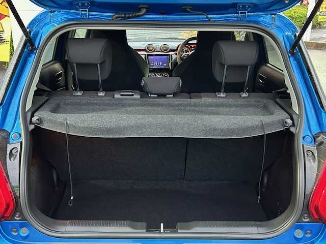 スズキ スイフト スポーツ 静岡県 2019(令1)年 3.7万km スピーディーブルーM ワンオーナー/6速マニュアルターボ/Sport専用 フロントシート［Sportロゴ入り］/Sport専用 バンパー＆グリル/Sport専用 サイドアンダースポイラー/RAYS17inAW/HKSマフラー/純正ナビ（CD/DVD/Bluetooth/フルセグTV）/クルーズコントロール/LEDヘッドライト/オートライト/ステアリングリモコン/スマートキー/スペアキー１/プッシュスタート/保証証/取扱説明書