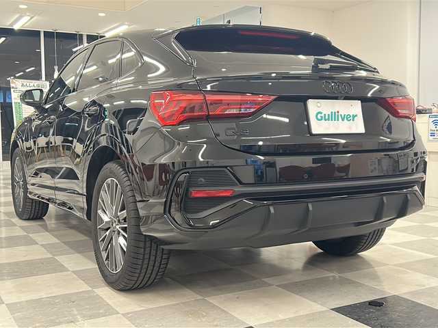 アウディ アウディ Ｑ３ SB 35TFSI Sライン 岐阜県 2024(令6)年 0.3万km 黒 純正ナビゲーション/アラウンドビューカメラ/ETC2.0/ハンズフリーパワーバックドア/ワイヤレス充電/前後ドライブレコーダー/クルーズコントロール/パドルシフト/革シート/シートヒーター/パワーシート/純正フロアマット/プッシュスタート/スマートキー/スペアキー/オートエアコン/LEDヘッドライト/オートライト/コーナーセンサー/純正アルミホイール