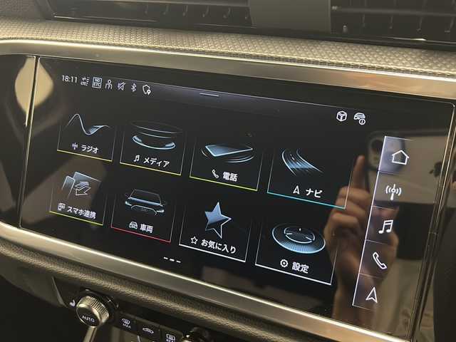 アウディ アウディ Ｑ３ SB 35TFSI Sライン 岐阜県 2024(令6)年 0.3万km 黒 純正ナビゲーション/アラウンドビューカメラ/ETC2.0/ハンズフリーパワーバックドア/ワイヤレス充電/前後ドライブレコーダー/クルーズコントロール/パドルシフト/革シート/シートヒーター/パワーシート/純正フロアマット/プッシュスタート/スマートキー/スペアキー/オートエアコン/LEDヘッドライト/オートライト/コーナーセンサー/純正アルミホイール