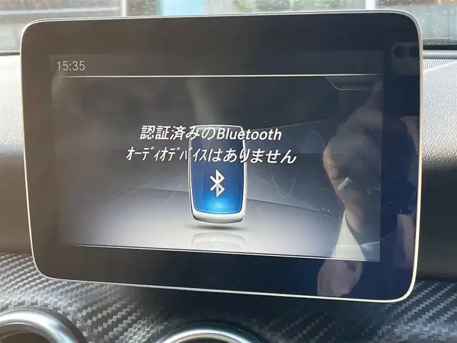 メルセデス・ベンツ Ａ１８０ スポーツ 香川県 2017(平29)年 5.5万km カルサイトホワイト 登録時走行距離：54464km/衝突軽減システム/レーンキープアシスト/社外デジタルインナーミラー/バックカメラ/ハーフレザーシート/革巻きステアリング/ステアリングリモコン/LEDヘッドライト/純正18インチアルミホイール/プッシュスタート/スマートキー