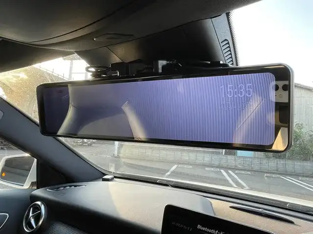 メルセデス・ベンツ Ａ１８０ スポーツ 香川県 2017(平29)年 5.5万km カルサイトホワイト 登録時走行距離：54464km/衝突軽減システム/レーンキープアシスト/社外デジタルインナーミラー/バックカメラ/ハーフレザーシート/革巻きステアリング/ステアリングリモコン/LEDヘッドライト/純正18インチアルミホイール/プッシュスタート/スマートキー