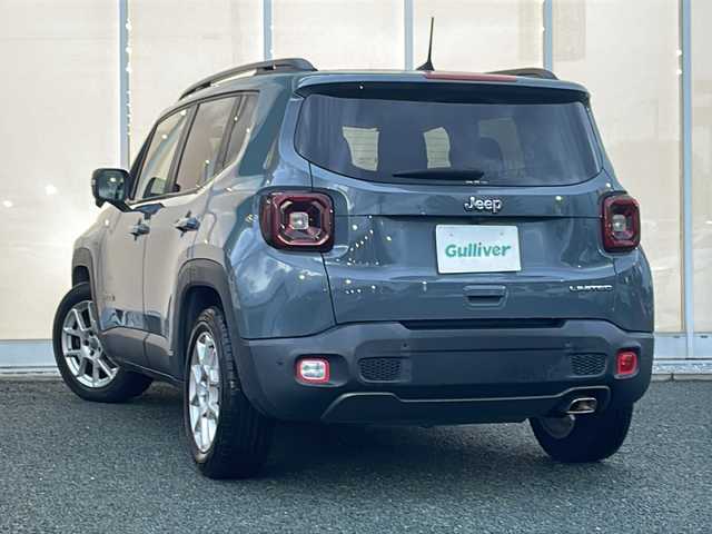 クライスラー・ジープ ジープ レネゲード リミテッド 福岡県 2019(平31)年 3.2万km グレー 純正ナビ/　（AM/FM/BT/フルセグ/USB/AUX/バック)/クルーズコントロール/シートヒーター（D席＋N席）/ルーフレール/ステアリングヒーター/BSM/クリアランスソナー/横滑り防止装置/レーンキープアシスト/盗難防止装置/オートライト/電動パーキングブレーキ/ステアリングスィッチ/電格ミラー/プッシュスタート/純正マット/オートライト/アイドリングストップ/LEDライト