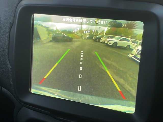 クライスラー・ジープ ジープ レネゲード リミテッド 福岡県 2019(平31)年 3.2万km グレー 純正ナビ/　（AM/FM/BT/フルセグ/USB/AUX/バック)/クルーズコントロール/シートヒーター（D席＋N席）/ルーフレール/ステアリングヒーター/BSM/クリアランスソナー/横滑り防止装置/レーンキープアシスト/盗難防止装置/オートライト/電動パーキングブレーキ/ステアリングスィッチ/電格ミラー/プッシュスタート/純正マット/オートライト/アイドリングストップ/LEDライト