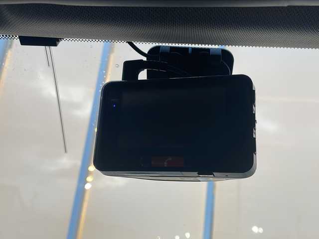 クライスラー・ジープ ジープ レネゲード リミテッド 福岡県 2019(平31)年 3.2万km グレー 純正ナビ/　（AM/FM/BT/フルセグ/USB/AUX/バック)/クルーズコントロール/シートヒーター（D席＋N席）/ルーフレール/ステアリングヒーター/BSM/クリアランスソナー/横滑り防止装置/レーンキープアシスト/盗難防止装置/オートライト/電動パーキングブレーキ/ステアリングスィッチ/電格ミラー/プッシュスタート/純正マット/オートライト/アイドリングストップ/LEDライト