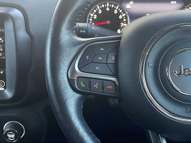 クライスラー・ジープ ジープ レネゲード リミテッド 福岡県 2019(平31)年 3.2万km グレー 純正ナビ/　（AM/FM/BT/フルセグ/USB/AUX/バック)/クルーズコントロール/シートヒーター（D席＋N席）/ルーフレール/ステアリングヒーター/BSM/クリアランスソナー/横滑り防止装置/レーンキープアシスト/盗難防止装置/オートライト/電動パーキングブレーキ/ステアリングスィッチ/電格ミラー/プッシュスタート/純正マット/オートライト/アイドリングストップ/LEDライト