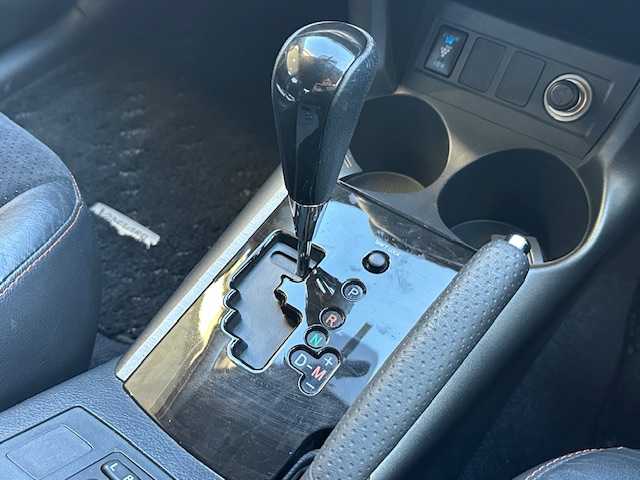 トヨタ ヴァンガード 240S Sパック アルカンターラ 茨城県 2012(平24)年 10.7万km グレイッシュブルーマイカメタリック 純正SDナビ/フルセグTV/Bluetooth/AM／FM/バックカメラ/ETC/クルーズコントロール/ダウンアシストコントロール/パドルシフト/シガーソケット/電格ミラー/オートライト/フォグランプ/カーテンエアバック/純正フロアマット/純正18インチアルミ付夏タイヤ/エンジンスタートボタン/スマートキー/ドアバイザー