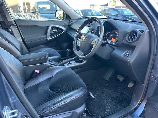 トヨタ ヴァンガード 240S Sパック アルカンターラ 茨城県 2012(平24)年 10.7万km グレイッシュブルーマイカメタリック 純正SDナビ/フルセグTV/Bluetooth/AM／FM/バックカメラ/ETC/クルーズコントロール/ダウンアシストコントロール/パドルシフト/シガーソケット/電格ミラー/オートライト/フォグランプ/カーテンエアバック/純正フロアマット/純正18インチアルミ付夏タイヤ/エンジンスタートボタン/スマートキー/ドアバイザー