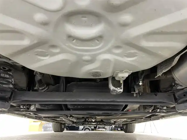 トヨタ プリウス G 宮城県 2014(平26)年 8.2万km ホワイトパールクリスタルシャイン 純正ナビ/バックモニター/ＥＴＣ/クルーズコントロール/ハーフレザーシート/LEDヘッドランプ/フォグランプ/フルセグTV/Bluetoothオーディオ/パワーシート/ドライブレコーダー/禁煙車