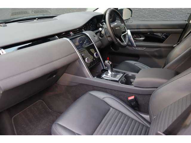 ランドローバー ランドローバー ディスカバリースポーツ　SE 大分県 2021(令3)年 2.6万km フジホワイト エマージェンシーブレーキ/アダプティブクルーズコントロール/ブラインドスポットモニター/レーンキープアシスト/純正ナビ/CarPlay/Bluetooth/ワイヤレス充電/360°カメラ/黒革/シートヒーター/パワーシート/LEDヘッドライト/オートハイビーム/純正20インチAW/ETC/ドライブレコーダー（前後）