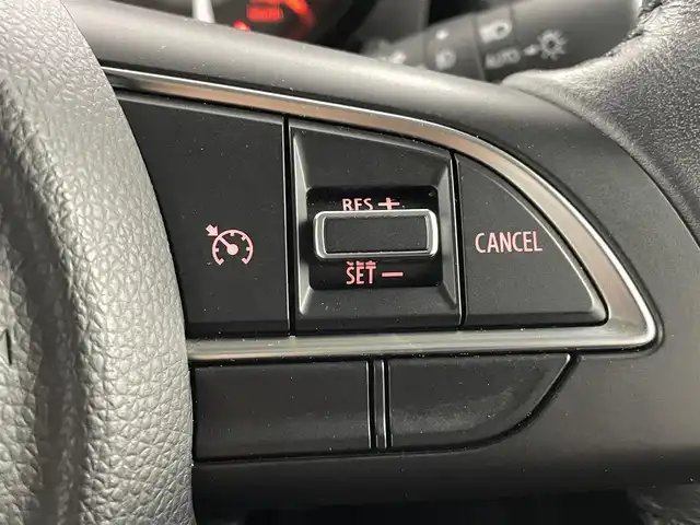 スズキ ジムニー XC 福島県 2022(令4)年 2.9万km ミディアムグレー スズキセーフティサポート/・誤発進抑制機能（前方・後方）/・後退時ブレーキサポート/・車線逸脱抑制機能/・ふらつき警報機能/・標識認識機能/・先行車発進お知らせ機能/・ハイビームアシスト/ダウンヒルアシスト/パートタイム４WD/純正8インチナビ/・型番：CN-RZ876/・フルセグ/CD/DVD/SD/USB/BT/FM/AM/・バックカメラ/・ETC/前後ドライブレコーダー/革巻きステアリング/・ステアリングスイッチ/前席シートヒーター/ＬＥＤヘッドライト/・フォグランプ/・オートライト/プッシュスタート/・スマートキー/電動格納ミラー/・ウィンカーミラー/・ミラーヒーター/純正フロアマット/純正ドアバイザー/純正16インチＡＷ