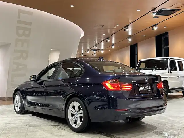 ＢＭＷ ３２０ｉ xDrive スポーツ 道央・札幌 2013(平25)年 6.7万km インペリアル・ブルー・ブリリアント・エフェクト 純正HDDナビ/USB/Bluetooth/バックカメラ/PDC/ベージュレザーシート/前席シートヒーター/前席パワーシート/サンルーフ/HIDヘッドライト/ETC