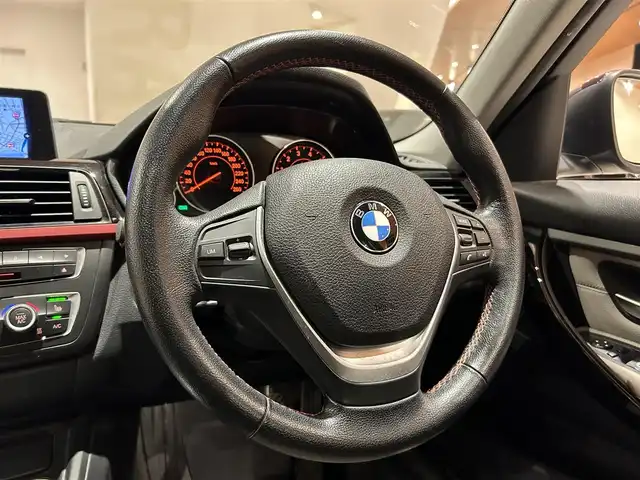 ＢＭＷ ３２０ｉ xDrive スポーツ 道央・札幌 2013(平25)年 6.7万km インペリアル・ブルー・ブリリアント・エフェクト 純正HDDナビ/USB/Bluetooth/バックカメラ/PDC/ベージュレザーシート/前席シートヒーター/前席パワーシート/サンルーフ/HIDヘッドライト/ETC