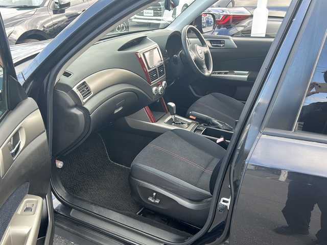 スバル フォレスター 2．0XS 青森県 2008(平20)年 19.6万km ダークグレーメタリック 4WD/社外HDDナビ/前席パワーシート・ヒーター/クルーズコントロール/スマートキー/プッシュスタート/HIDライト/フォグランプ/ルーフレール/社外16インチアルミ
