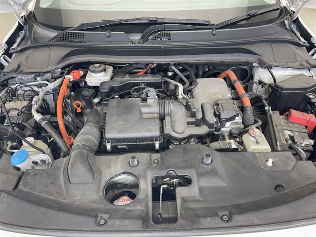 ホンダ ヴェゼル ハイブリッド e:HEV Z 愛知県 2021(令3)年 4.6万km プラチナホワイトパール 純正９型ディスプレイナビ　フルセグＴＶ　カープレイ対応　バックカメラ　ワイヤレス充電　ＥＴＣ２．０　ＢＳＭ　電動パーキングブレーキ　シートヒーター　衝突軽減　追従クルコン　ハンドル支援　ＬＥＤ　禁煙