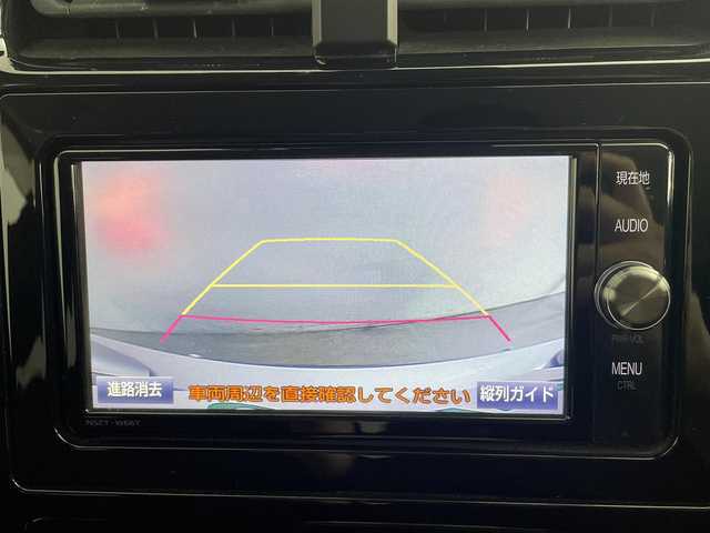 トヨタ プリウス A 道央・札幌 2017(平29)年 6.2万km シルバーM ・４WD/・寒冷地仕様/・純正SDナビ/・ドライブレコーダー/・CD/DVD/SD/BT/USB/フルセグTV/・全方位カメラ/・ビルトインETC/・プリクラッシュセーフティー/・１００V充電/・レーンキープアシスト/・レーダークルーズコントロール/・前後コーナーセンサー/・ブラインドスポットモニター/・横滑り防止装置/・オートマチックハイビーム/・オートライト/・LEDヘッドライト/・アイドリングストップ/・社外15インチAW/・プッシュスタート/・スマートキー/・純正フロアマット