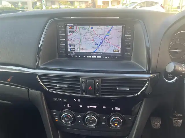 マツダ アテンザ ワゴン XD 愛知県 2013(平25)年 10.6万km スノーフレイクホワイトパールマイカ 6速MT車/クリーンディーゼルターボ/純正HDDナビTV/DVDビデオ&CD/地デジ　フルセグ/Bluetoothオーディオ/バックカメラ/インテリジェントキー×2ヶ/プッシュスタート/クルーズコントロール/ETC/ステアリングスイッチ/純正アルミホイル/純正フロアマット/保証書取説有り