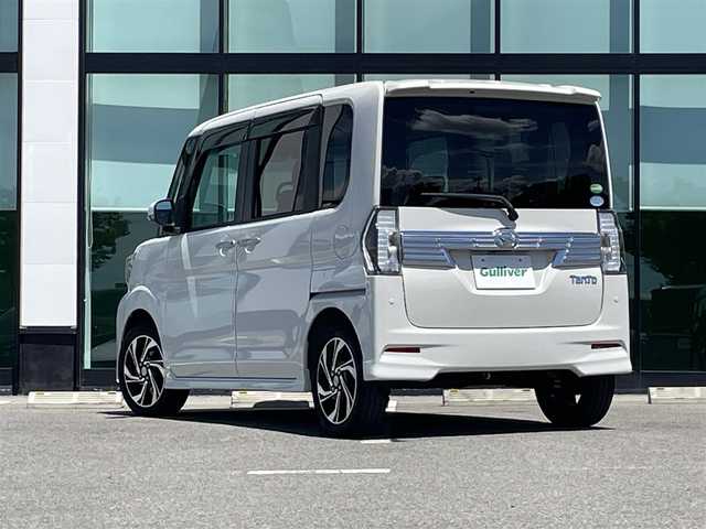 ダイハツ タント カスタムRSトップED VS SAⅢ 千葉県 2019(令1)年 10.6万km パールホワイトⅢ 純正8インチナビ（NSZP-X69D)/全方位カメラ/フルセグTV/BT/CD/DVD/HDMI/衝突軽減ブレーキ/レーンキープアシスト/オートライト/横滑り防止/後方コーナーセンサー/ETC/両側パワスラ/LEDヘッドライト/フォグランプ/D席シートヒーター/ステアリングリモコン/後席ロール式サンシェード/電格ミラー/ドアバイザー