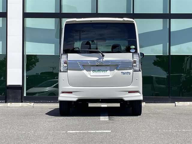 ダイハツ タント カスタムRSトップED VS SAⅢ 千葉県 2019(令1)年 10.6万km パールホワイトⅢ 純正8インチナビ（NSZP-X69D)/全方位カメラ/フルセグTV/BT/CD/DVD/HDMI/衝突軽減ブレーキ/レーンキープアシスト/オートライト/横滑り防止/後方コーナーセンサー/ETC/両側パワスラ/LEDヘッドライト/フォグランプ/D席シートヒーター/ステアリングリモコン/後席ロール式サンシェード/電格ミラー/ドアバイザー