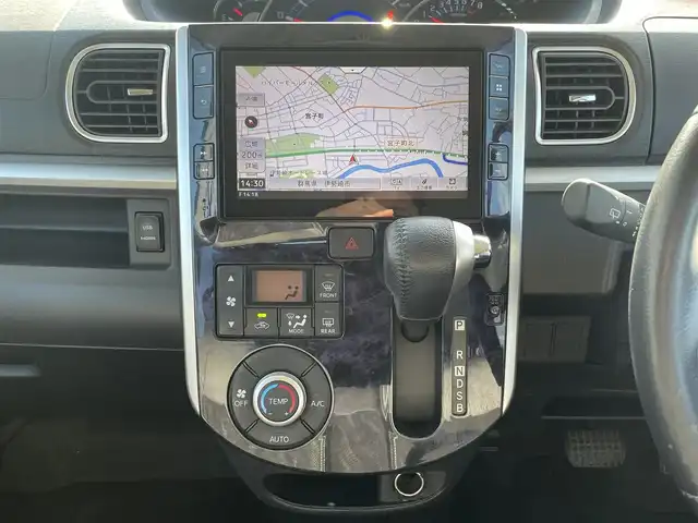 ダイハツ タント カスタムRSトップED VS SAⅢ 群馬県 2019(令1)年 10.6万km パールホワイトⅢ (株)IDOMが運営する【じしゃロン伊勢崎店】の自社ローン専用車両になりますこちらは現金またはオートローンご利用時の価格です。自社ローンご希望の方は別途その旨お申付け下さい/純正8インチナビ（NSZP-X69D)/全方位カメラ/フルセグTV/BT/CD/DVD/HDMI/衝突軽減ブレーキ/レーンキープアシスト/オートライト/横滑り防止/後方コーナーセンサー/ETC/両側パワスラ/LEDヘッドライト/フォグランプ/D席シートヒーター