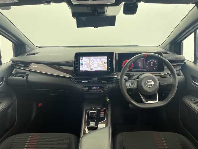 日産 オーラ ニスモ 愛知県 2022(令4)年 2.7万km ダークメタルグレー/スーパーブラック2トーン 純正ナビ/アラウンドビューモニター/フルセグTV/純正アルミホイール/ETC/スマートキー/プッシュスタート/LEdヘッドライト/ドライブレコーダー/エマージェンシーブレーキ/車線逸脱警告/踏み間違え防止アシスト/ふらつき警報/オートハイビーム/デジタルインナーミラー/ハーフレザーシート