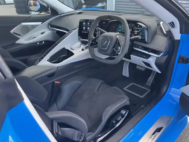 シボレー シボレー コルベット 3LT 道南・函館 2022(令4)年 1.7万km 青 /ディーラー車//ハーフレザーシート//Ｆリフター//ＢＯＳＥサウンド//シートヒーター・クーラー//Ｆ・Ｂカメラ//デジタルインナーミラー//純正Ｆ１９・Ｒ２０インチＡＷ//純正ナビ（ｃａｒｐｌａｙ・USB・AUX・タイプC）//ヘッドアップディスプレイ//ステアリングヒーター//スマートキー　エンジンスターター//スペアキー有//新車時保証書//取扱説明書