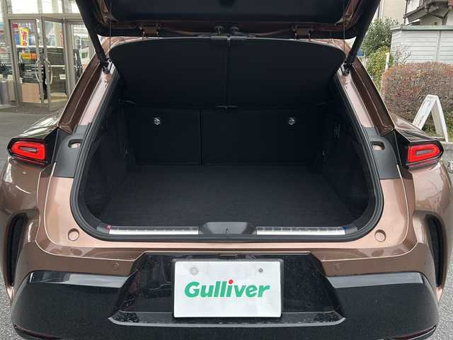 トヨタ クラウン スポーツ Z 埼玉県 2024(令6)年 0.8万km 茶 ワンオーナー/液晶メーター/メモリナビ/フルセグテレビ/全方位カメラ/ウィンカーミラー/ブラインドスポットモニター/プッシュスタート/クルーズコントロール(追随有)/パワーバックドア/ETC2.0/本革巻きステアリング/本革シート/盗難防止システム/ブレーキホールド/電動パーキング/アルミ21インチ