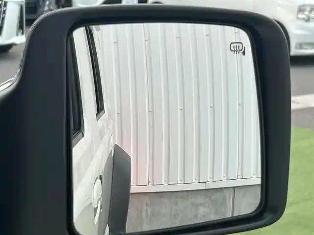 スズキ ジムニー ノマド FC 香川県 2025(令7)年 0.1千km アークティックホワイトパール スズキセーフティーサポート/・衝突被害軽減ブレーキ/・誤発進抑制機能/・車線逸脱警報/・アダプティブクルーズコントロール/・先行車発進お知らせ機能/シートヒーター/ヒーテッドドアミラー/コーナーセンサー/革巻きステアリング/ステアリングリモコン/純正アルミホイール15インチ/アイドリングストップ/パワーウィンドウ/オートエアコン/ETC/スマートキー/プッシュスタート