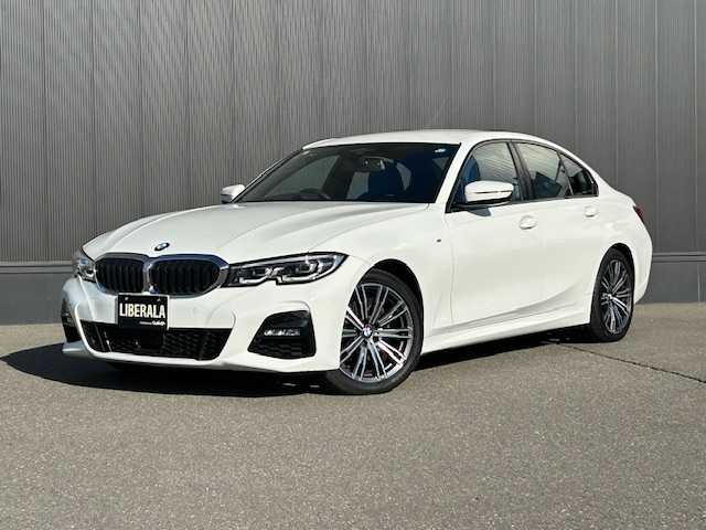 ＢＭＷ ３２０ｄ xDrive Mスポーツ 道東・釧路十勝 2019(令1)年 6万km アルピンホワイトⅢ ４WD/BMWライブ・コックピット：/　12.3インチ マルチ・ディスプレイ・メーター・パネル /　10.25インチ ワイド・コントロール・ディスプレイ/　HDDナビゲーション・システム/ BT/USB/type-c/リアビューカメラ/ミラーETC/ドライビング・アシスト・プロフェッショナル/レーンキーピングアシスト/アクティブクルーズコントロール/パークディスタンスコントロール/パーキングアシスト/ハーフレザーシート/フロントパワーシート/フロントシートヒーティング/パワーバックドア/ワイヤレス充電/純正18インチAW/純正フロアマット/取扱説明書/保証書