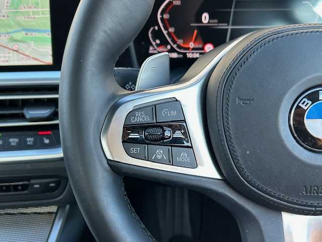 ＢＭＷ ３２０ｄ xDrive Mスポーツ 道東・釧路十勝 2019(令1)年 6万km アルピンホワイトⅢ ４WD/BMWライブ・コックピット：/　12.3インチ マルチ・ディスプレイ・メーター・パネル /　10.25インチ ワイド・コントロール・ディスプレイ/　HDDナビゲーション・システム/ BT/USB/type-c/リアビューカメラ/ミラーETC/ドライビング・アシスト・プロフェッショナル/レーンキーピングアシスト/アクティブクルーズコントロール/パークディスタンスコントロール/パーキングアシスト/ハーフレザーシート/フロントパワーシート/フロントシートヒーティング/パワーバックドア/ワイヤレス充電/純正18インチAW/純正フロアマット/取扱説明書/保証書