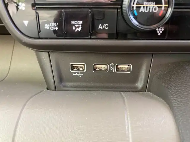 ホンダ Ｎ ＷＧＮ L ホンダセンシング 福岡県 2021(令3)年 1.7万km ホライズンシーブルーパール 純正オーディオ(BT、CD、AMFM)/ETC/クルーズコントロール/オートブレーキホールド/運転席シートヒーター/ホンダセンシング/純正フロアマット/コーナーセンサー/カーテンエアバッグ/バックカメラ/スマートキー/オートライト