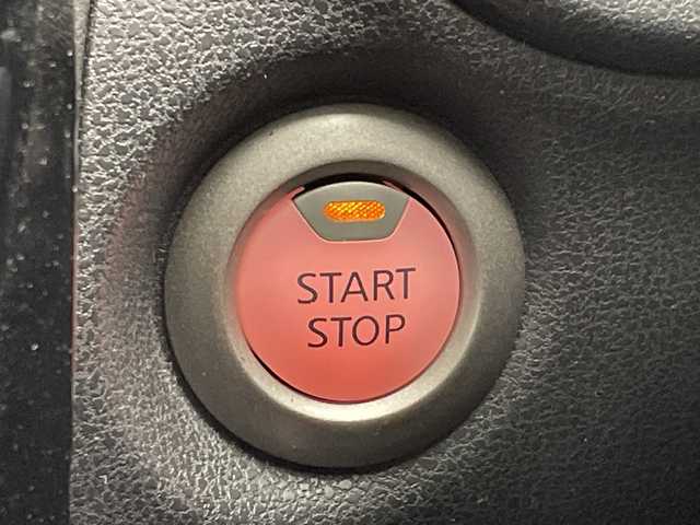 日産 ノート e－パワー X 栃木県 2016(平28)年 6.2万km 茶 純正ナビ/（CD/フルセグTV/Bluetooth/SD/USB)/全方位カメラ/前後コーナーセンサー/前後ドラレコ/禁煙車/衝突軽減ブレーキ/デジタルインナーミラー/オートライト/横滑り防止装置/スマートキー/プッシュスタート/ステアリングスイッチ/ウィンカーミラー/電動格納ミラー/純正フロアマット