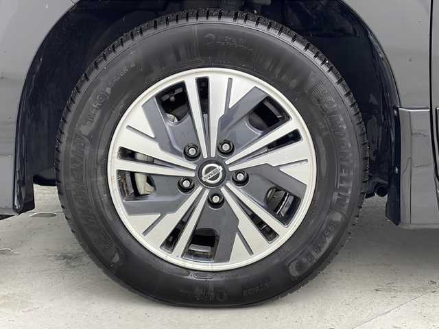 日産 セレナ e－パワー ハイウェイスター V 宮城県 2020(令2)年 2.4万km ダイヤモンドブラック 禁煙車/純正フリップダウンモニター/プロパイロット/インテリジェントパーキングアシスト/エマージェンシーブレーキ/アダプティブヘッドライト/車線逸脱警報/車線逸脱防止支援システム/後側方車両検知警報/速度標識表示/道路標識表示/10インチメーカーオプションナビ/（BT.SD.AM.FM.CD.DVD.USB）/アラウンドビューモニター/フルセグテレビ/純正ドライブレコーダー（FR）/ビルトインETC/両側パワースライドドア/ハンズフリーオートスライドドア/電動パーキングブレーキ/AUTOHOLD/革巻きステアリング/ステアリングスイッチ/プッシュスタート/スマートキー/3列シート/ロールサンシェード/シートバックテーブル/純正フロアマット/純正15インチアルミホイール/LEDヘッドライト/LEDフォグランプ/横滑り防止機能