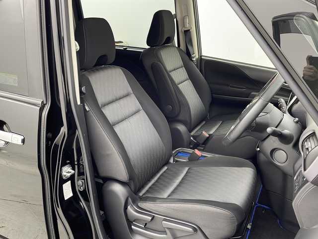 日産 セレナ e－パワー ハイウェイスター V 宮城県 2020(令2)年 2.4万km ダイヤモンドブラック 禁煙車/純正フリップダウンモニター/プロパイロット/インテリジェントパーキングアシスト/エマージェンシーブレーキ/アダプティブヘッドライト/車線逸脱警報/車線逸脱防止支援システム/後側方車両検知警報/速度標識表示/道路標識表示/10インチメーカーオプションナビ/（BT.SD.AM.FM.CD.DVD.USB）/アラウンドビューモニター/フルセグテレビ/純正ドライブレコーダー（FR）/ビルトインETC/両側パワースライドドア/ハンズフリーオートスライドドア/電動パーキングブレーキ/AUTOHOLD/革巻きステアリング/ステアリングスイッチ/プッシュスタート/スマートキー/3列シート/ロールサンシェード/シートバックテーブル/純正フロアマット/純正15インチアルミホイール/LEDヘッドライト/LEDフォグランプ/横滑り防止機能