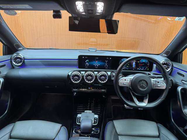 メルセデス・ベンツ Ａ２００ｄ AMGライン 千葉県 2019(令1)年 5.1万km イリジウムシルバー レザーエクスクルーシブＰＫＧ　/アドバンスドＰＫＧ　/パノラマＳＲ　/灰黒革シート　/ＨＵＤ　/Ｂｕｒｍｅｓｔｅｒサウンド　/ＡＣＣ　/ナビ　/ＴＶ　/３６０°Ｂｌｕｅｔｏｏｔｈ接続　/シートＨ　/ＲＳＰ　/ドラレコ　/ＥＴＣ