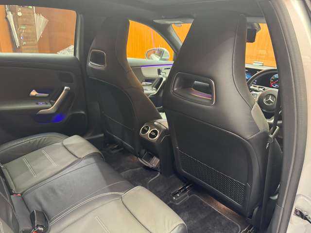 メルセデス・ベンツ Ａ２００ｄ AMGライン 千葉県 2019(令1)年 5.1万km イリジウムシルバー レザーエクスクルーシブＰＫＧ　/アドバンスドＰＫＧ　/パノラマＳＲ　/灰黒革シート　/ＨＵＤ　/Ｂｕｒｍｅｓｔｅｒサウンド　/ＡＣＣ　/ナビ　/ＴＶ　/３６０°Ｂｌｕｅｔｏｏｔｈ接続　/シートＨ　/ＲＳＰ　/ドラレコ　/ＥＴＣ