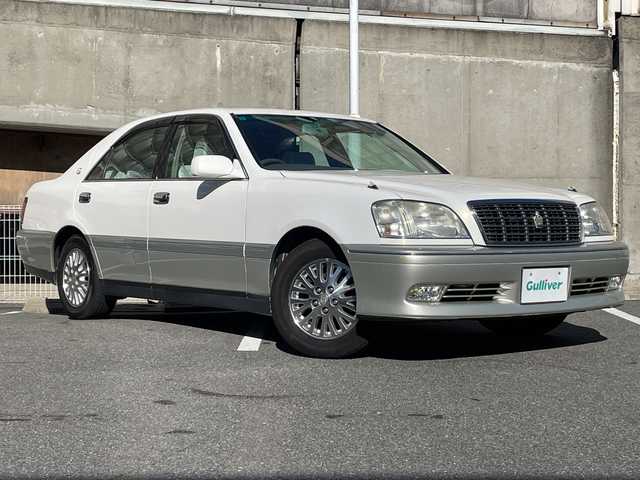 トヨタ クラウン ロイヤル ロイヤルエクストラ LTD 愛知県 2001(平13)年 8.8万km ホワイトパールクリスタルシャイン/シルバーマイカM ワンオーナー/禁煙車/純正CDデッキ/運転席パワーシート/クルーズコントロール/キーレス/オートライト/フォグライト/ハロゲンヘッドライト/純正フロアマット/純正ドアバイザー/電格ミラー/スペアタイヤ/取扱説明書/保証書/点検記録簿/その他H26.H28.H30.R2.R4.R6