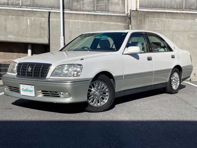 トヨタ クラウン ロイヤル ロイヤルエクストラ LTD 愛知県 2001(平13)年 8.8万km ホワイトパールクリスタルシャイン/シルバーマイカM ワンオーナー/禁煙車/純正CDデッキ/運転席パワーシート/クルーズコントロール/キーレス/オートライト/フォグライト/ハロゲンヘッドライト/純正フロアマット/純正ドアバイザー/電格ミラー/スペアタイヤ/取扱説明書/保証書/点検記録簿/その他H26.H28.H30.R2.R4.R6