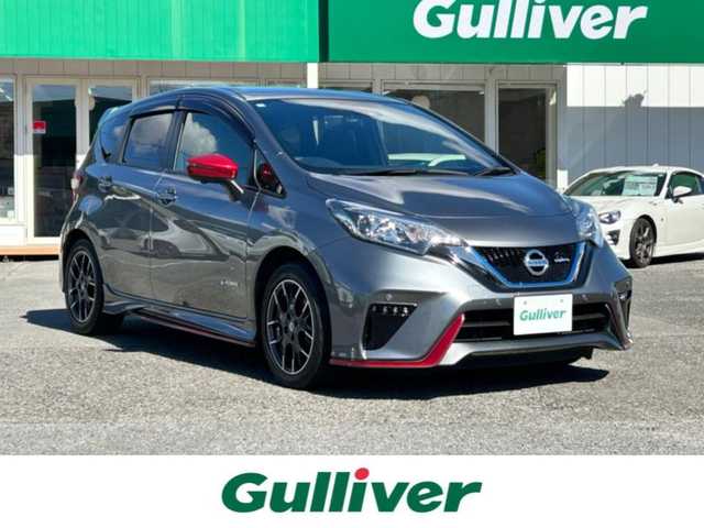 日産 ノート e－パワー ニスモ 千葉県 2017(平29)年 2.8万km ダークメタルグレー エマージェンシーブレーキ/アラウンドビューカメラ/インテリジェントルームミラー/純正SDナビ【MM317D-W】/・CD/DVD/MSV/Bluetooth/フルセグ/インテリジェントキー/クルーズコントロール/コーナーセンサー/純正16インチアルミホイール/純正LEDヘッドライト/純正ドライブレコーダー/ETC/本革巻きステアリング/ドアバイザー