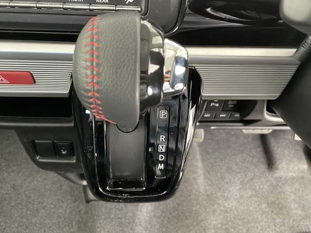 スズキ スペーシア カスタム HYBRID XS ターボ 長野県 2018(平30)年 4.4万km ブルーイッシュブラックパール3 全方位モニター用カメラパッケージ/・全方位モニター/・ヘッドアップディスプレイ/＝＝＝/セーフティサポート/・デュアルセンサーブレーキサポート/・車線逸脱警報/・誤発進抑制機能/・後方誤発進抑制機能/・先行車発進お知らせ機能/・後退時ブレーキサポート/・リアパーキングセンサー/・ハイビームアシスト/・ふらつき警報機能/純正8インチナビ（CN-RZ846）/・CD/DVD/・Bluetooth/・フルセグTV/ETC/ドライブレコーダー/両側パワースライドドア/ハーフレザーシート/運転席シートヒーター/パーソナルテーブル（後席左右）/リアサーキュレーター/革巻きステアリング/クルーズコントロール/ステアリングスイッチ/パドルシフト/LEDヘッドライト/フォグランプ/オートライト/スマートキー＆プッシュスタート/電動格納ミラー/純正15インチAW/W/サイド/カーテンエアバッグ