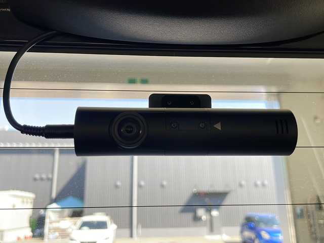 スズキ スペーシア カスタム HYBRID XS ターボ 長野県 2018(平30)年 4.4万km ブルーイッシュブラックパール3 全方位モニター用カメラパッケージ/・全方位モニター/・ヘッドアップディスプレイ/＝＝＝/セーフティサポート/・デュアルセンサーブレーキサポート/・車線逸脱警報/・誤発進抑制機能/・後方誤発進抑制機能/・先行車発進お知らせ機能/・後退時ブレーキサポート/・リアパーキングセンサー/・ハイビームアシスト/・ふらつき警報機能/純正8インチナビ（CN-RZ846）/・CD/DVD/・Bluetooth/・フルセグTV/ETC/ドライブレコーダー/両側パワースライドドア/ハーフレザーシート/運転席シートヒーター/パーソナルテーブル（後席左右）/リアサーキュレーター/革巻きステアリング/クルーズコントロール/ステアリングスイッチ/パドルシフト/LEDヘッドライト/フォグランプ/オートライト/スマートキー＆プッシュスタート/電動格納ミラー/純正15インチAW/W/サイド/カーテンエアバッグ