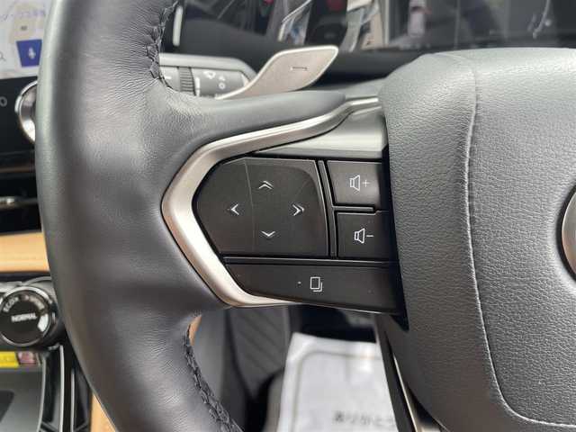 レクサス ＮＸ 450h+ バージョンL 神奈川県 2022(令4)年 2.2万km パール