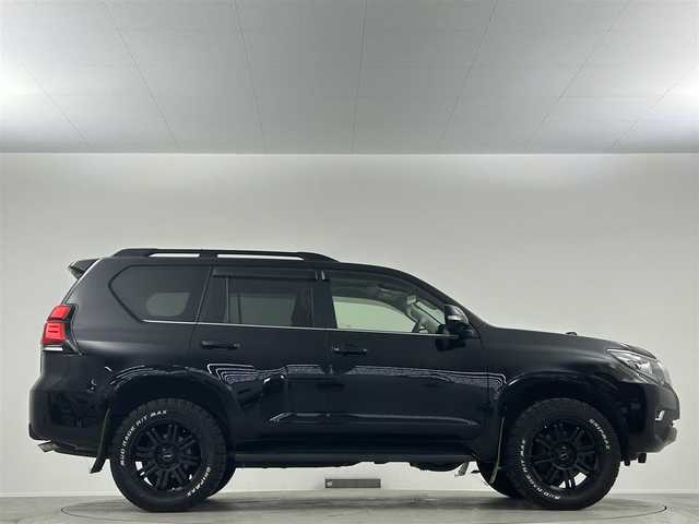 トヨタ ランドクルーザー プラド TX Lパッケージ 埼玉県 2020(令2)年 9.7万km ブラック サンルーフ　レザーシート　シートベンチレーション　パワーシート　　アルパイン９インチナビ　レーダークルーズ　衝突軽減　社外２０インチＡＷ　電動格納サードシート　ＥＴＣ　ＡＨＢ　ＬＥＤヘッドライト