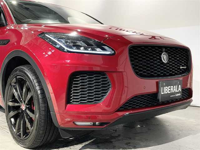 ジャガー Ｅペース R ダイナミックSE 300PS 道央・札幌 2018(平30)年 1.9万km 赤 パノラミックルーフ/ドライブパック/・ブラインドスポットアシスト/・アダプティブクルーズコントロール/・高速緊急ブレーキ/360°サラウンドカメラシステム/360°パークディスタンスコントロール/レーンキープアシスト/パークアシスト/リバーストラフィックディテクション/アクティブドライブライン/LEDヘッドライト/オートハイビームアシスト/パワーテールゲート/レザーシート/シートヒーター(D/N)/10.2インチTouchPro/MERIDIANプレミアムサウンド/AppleCarPlay/AndroidAuto/20インチアロイホイール(5スプリットスポーク グロスブラックフィニッシュ)