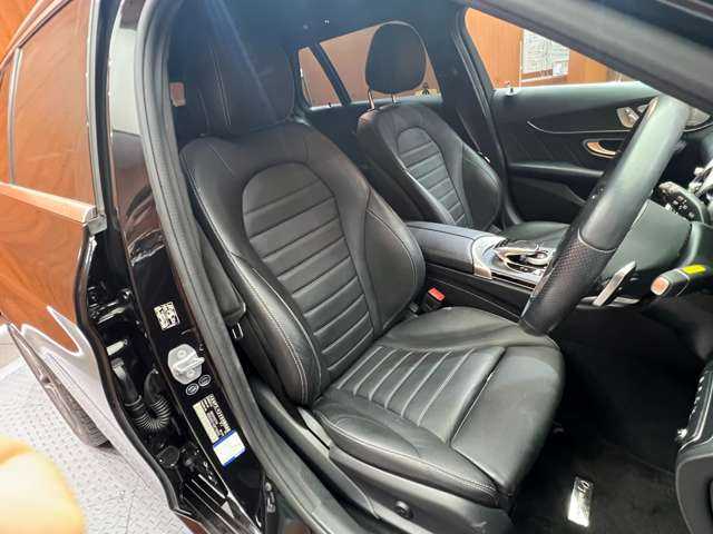 メルセデス・ベンツ Ｃ２２０ｄ ステーションワゴン アバンギャルドAMGライン 千葉県 2018(平30)年 4.9万km オブシディアンブラック レザーＥＸＣ　/１オーナー　/純正ナビ　/バックカメラ　/ＡＣＣ　/ＨＵＤ　/Ｂｕｒｍｅｓｔｅｒサウンド　/黒革　/シートヒーター　/パワーシート　/ＬＥＤヘッドライト　/ハイビームアシスト　/電動リアゲート　/エアサス