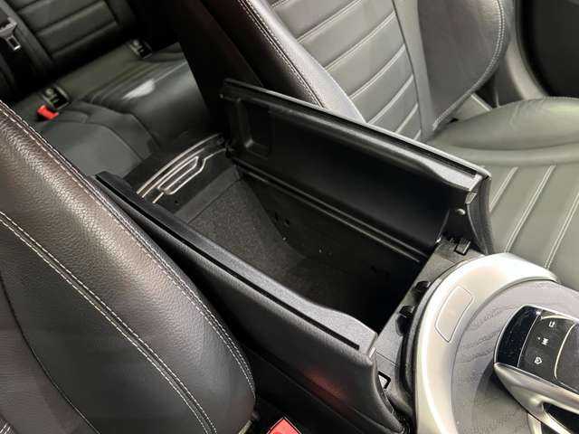 メルセデス・ベンツ Ｃ２２０ｄ ステーションワゴン アバンギャルドAMGライン 千葉県 2018(平30)年 4.9万km オブシディアンブラック レザーＥＸＣ　/１オーナー　/純正ナビ　/バックカメラ　/ＡＣＣ　/ＨＵＤ　/Ｂｕｒｍｅｓｔｅｒサウンド　/黒革　/シートヒーター　/パワーシート　/ＬＥＤヘッドライト　/ハイビームアシスト　/電動リアゲート　/エアサス