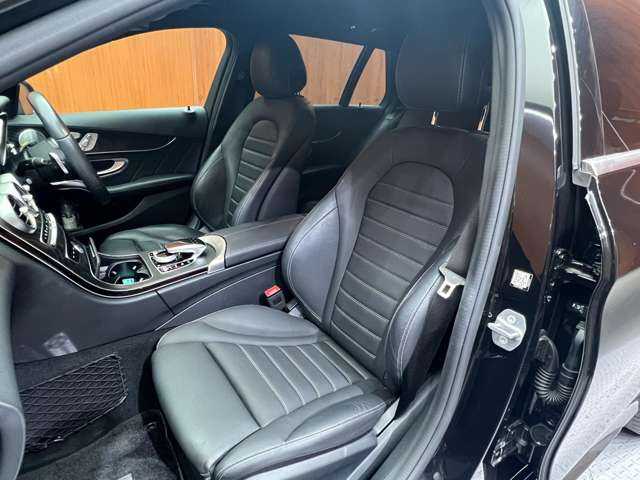 メルセデス・ベンツ Ｃ２２０ｄ ステーションワゴン アバンギャルドAMGライン 千葉県 2018(平30)年 4.9万km オブシディアンブラック レザーＥＸＣ　/１オーナー　/純正ナビ　/バックカメラ　/ＡＣＣ　/ＨＵＤ　/Ｂｕｒｍｅｓｔｅｒサウンド　/黒革　/シートヒーター　/パワーシート　/ＬＥＤヘッドライト　/ハイビームアシスト　/電動リアゲート　/エアサス