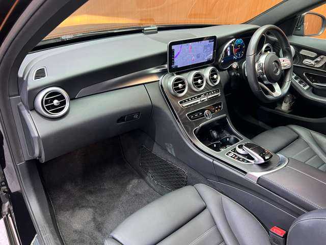 メルセデス・ベンツ Ｃ２２０ｄ ステーションワゴン アバンギャルドAMGライン 千葉県 2018(平30)年 4.9万km オブシディアンブラック レザーＥＸＣ　/１オーナー　/純正ナビ　/バックカメラ　/ＡＣＣ　/ＨＵＤ　/Ｂｕｒｍｅｓｔｅｒサウンド　/黒革　/シートヒーター　/パワーシート　/ＬＥＤヘッドライト　/ハイビームアシスト　/電動リアゲート　/エアサス