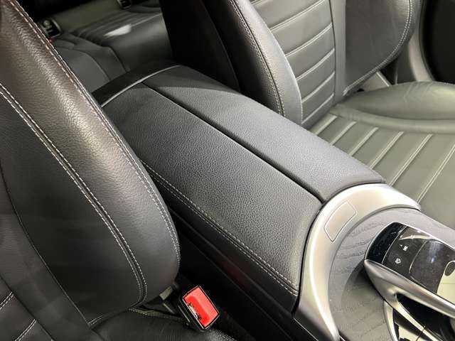 メルセデス・ベンツ Ｃ２２０ｄ ステーションワゴン アバンギャルドAMGライン 千葉県 2018(平30)年 4.9万km オブシディアンブラック レザーＥＸＣ　/１オーナー　/純正ナビ　/バックカメラ　/ＡＣＣ　/ＨＵＤ　/Ｂｕｒｍｅｓｔｅｒサウンド　/黒革　/シートヒーター　/パワーシート　/ＬＥＤヘッドライト　/ハイビームアシスト　/電動リアゲート　/エアサス